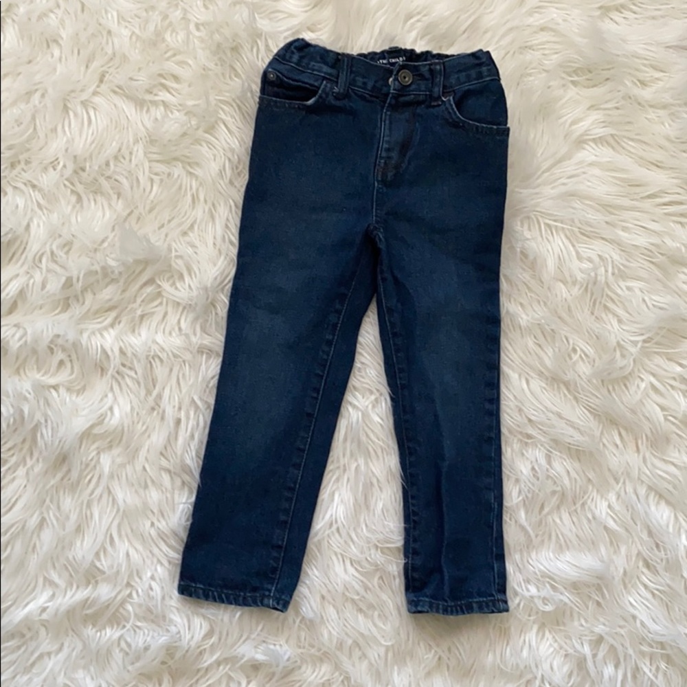 Lightly worn boy jeans.